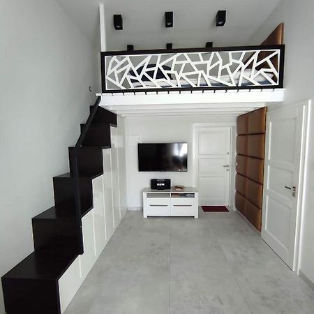Apartament W Stylu Loft Jelenia Góra Exterior foto