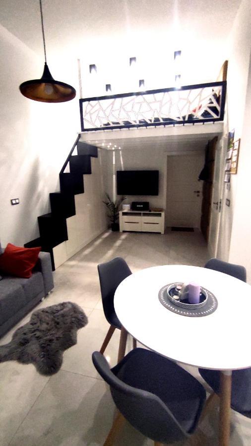 Apartament W Stylu Loft Jelenia Góra Exterior foto
